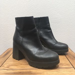 ❌SOLD❌ Camper Anouk Ankle Boots 39